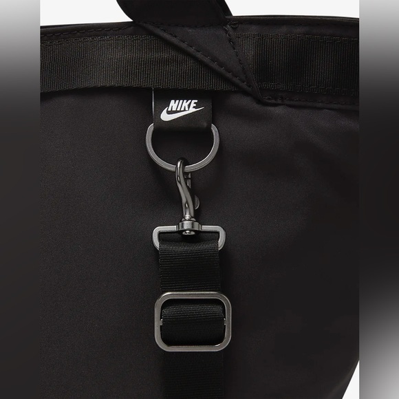 Black mini Nike bag brand new - Picture 3 of 11